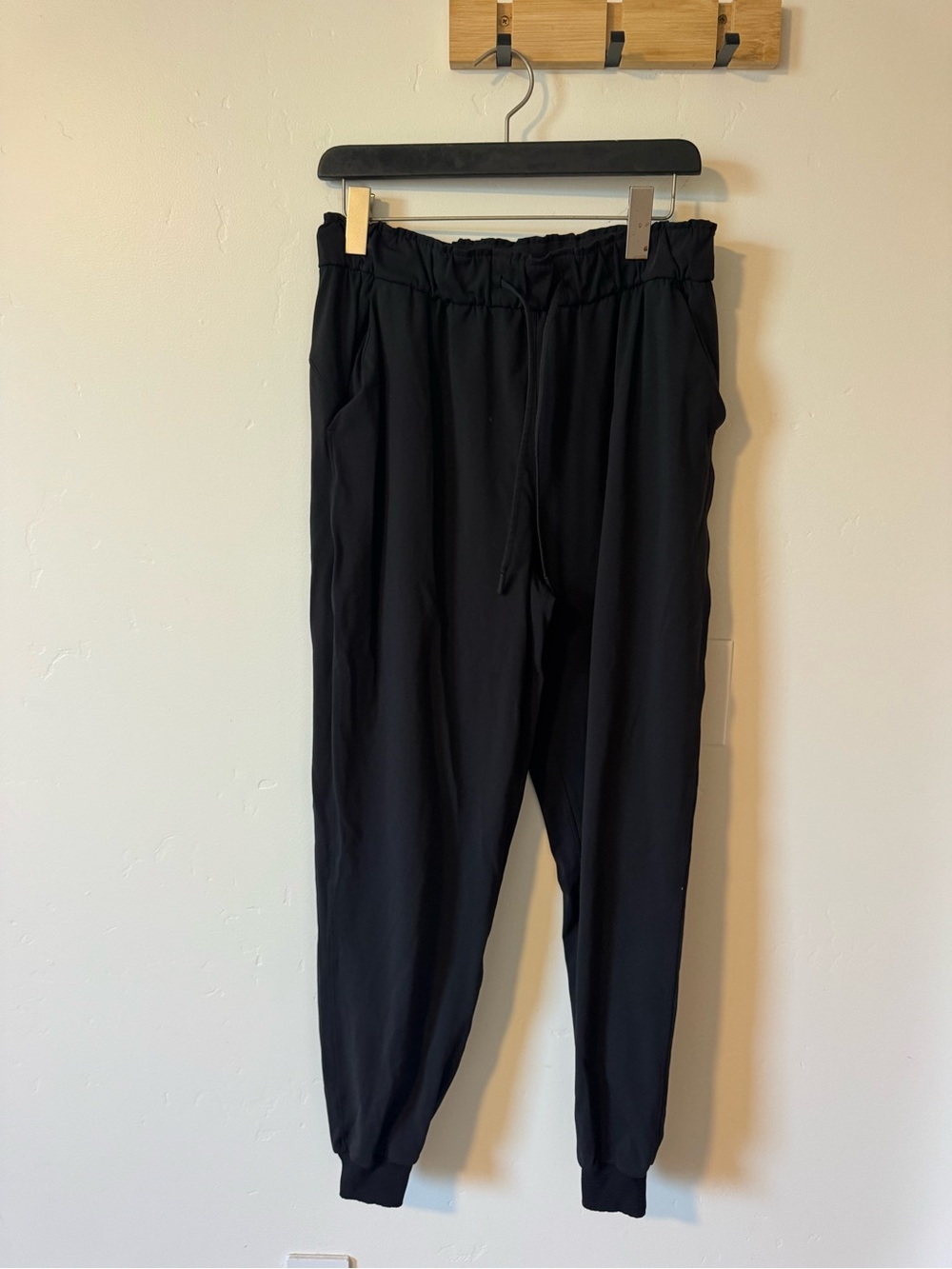 lululemon athletica Black Drawstring Joggers